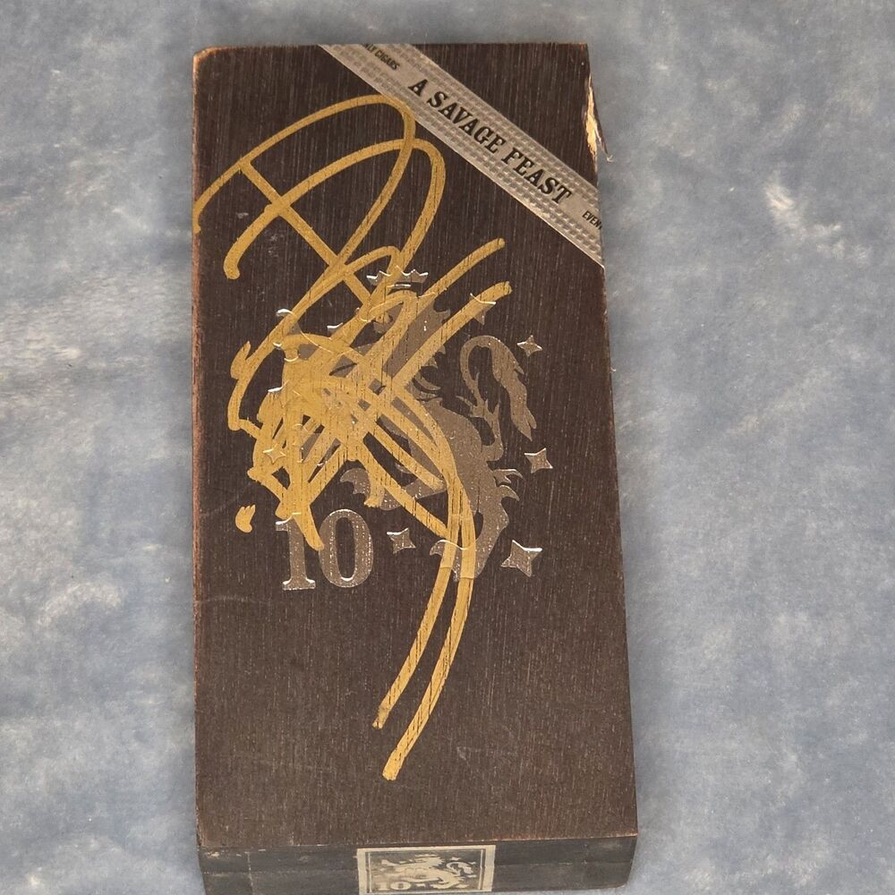 Autographed Liga Privada 10 A Savage Feast Empty Cigar Box Jonathan Drew Signed